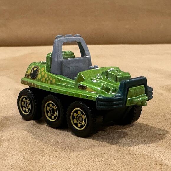 ATV Green 6x6 Mattel Matchbox 2011 V0288 MB831 Diecast Vehicle Car - Picture 1 of 9